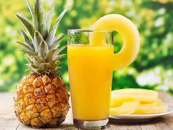 Nội dung: Mùa hè đang đầy vui vẻ với những xu hướng mới, và Huda Ice Twist đang chinh